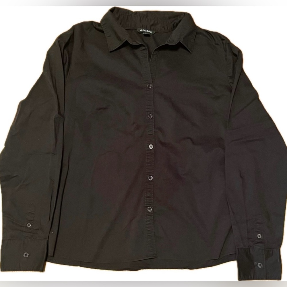 Black long sleeved pleated button down blouse. Women’s size XL